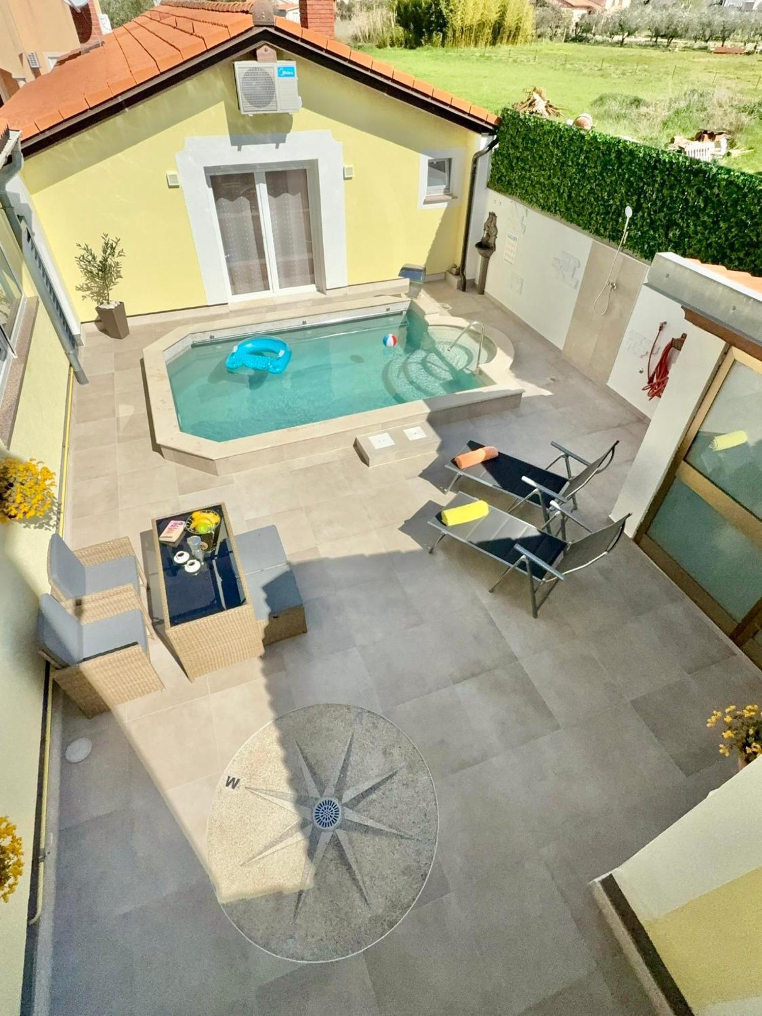 Poolside Studio Fazana Exterior photo